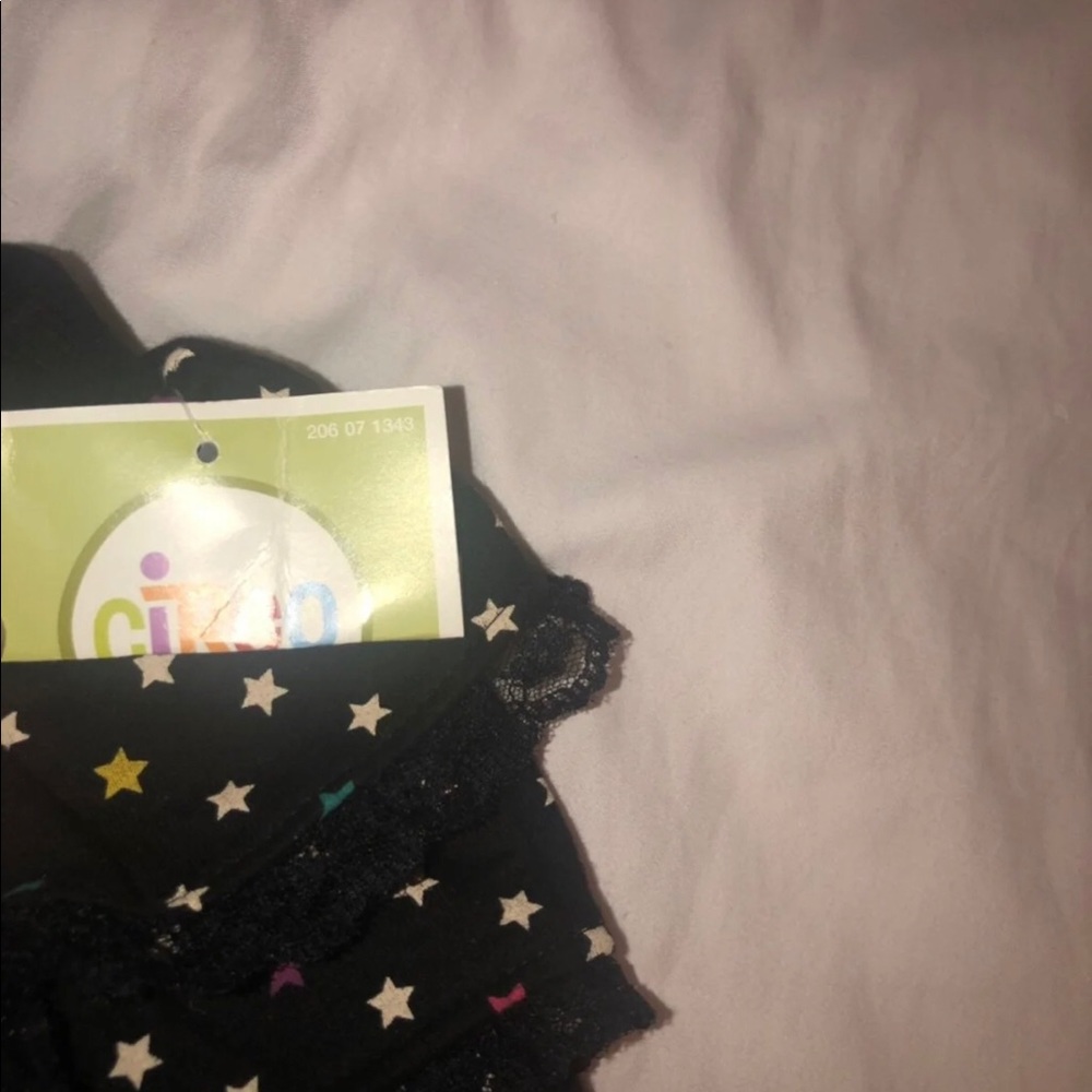 Girls Skirt - Picture 3 of 4